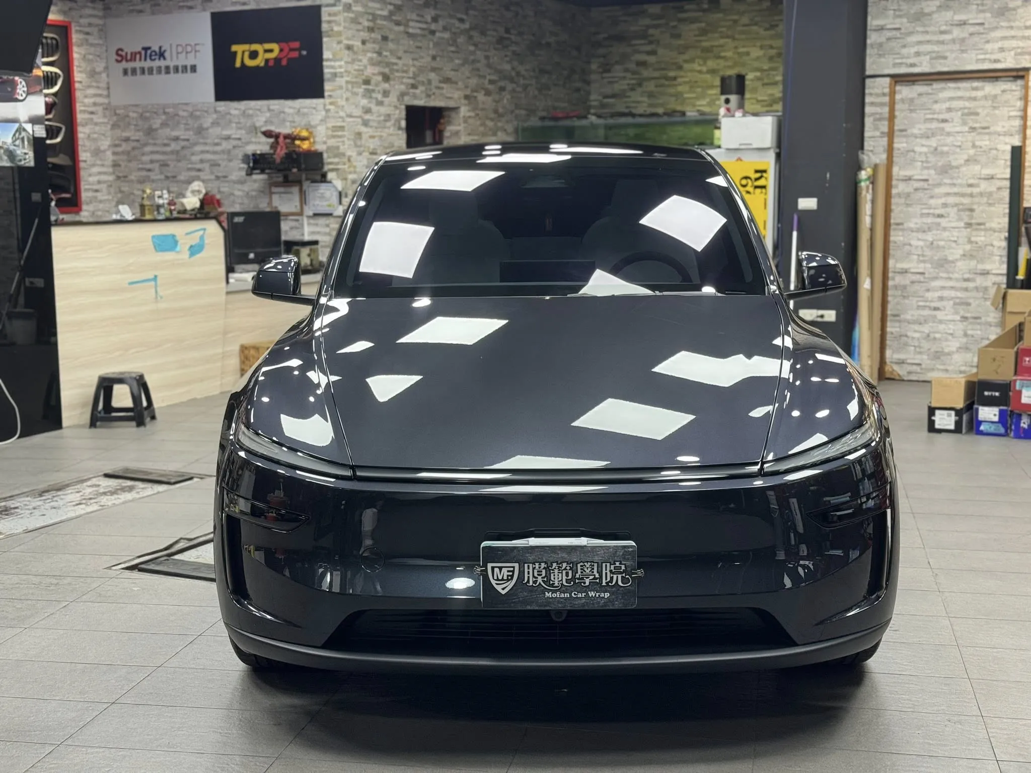 Tesla Model Y 全車犀牛皮+全車隔熱紙