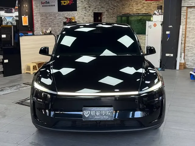 煥新登場｜Tesla Model Y 全車升級  3M200G透明犀皮搭配 全車隔熱紙
