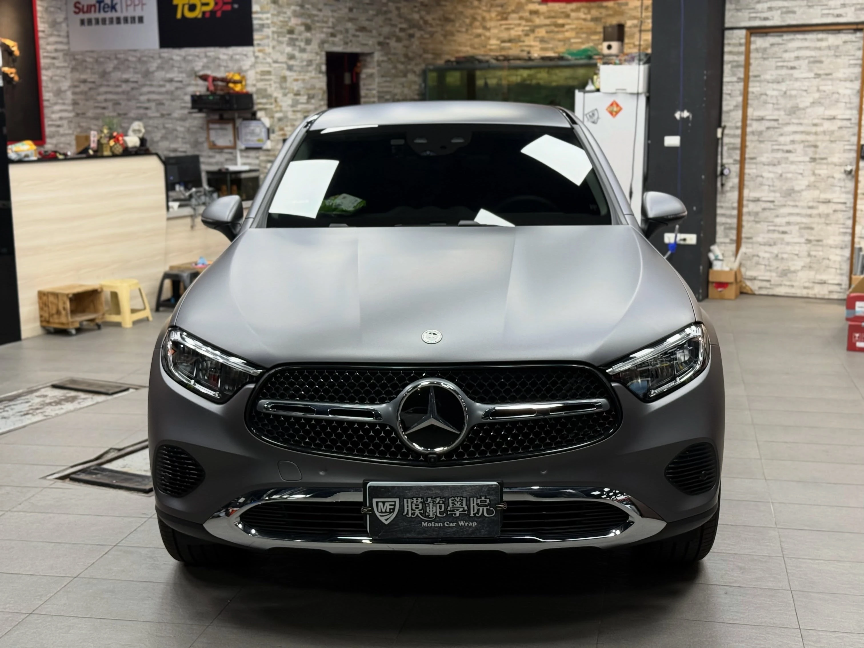 Mercedes-Benz GLC 200 Coupé｜3M 2080 S261 絲綢灰改色膜