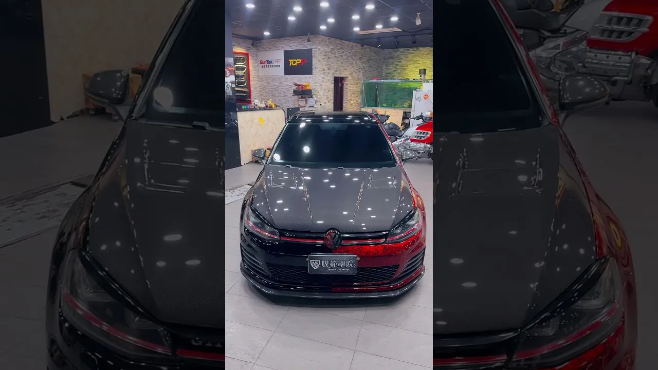 GTI 雙色混搭 鍛造碳纖維紅搭配亮黑犀牛皮