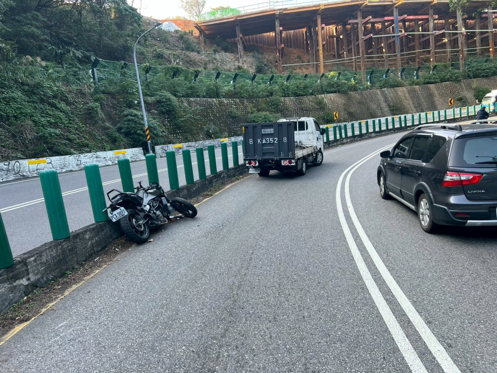 機車、重機道路救援