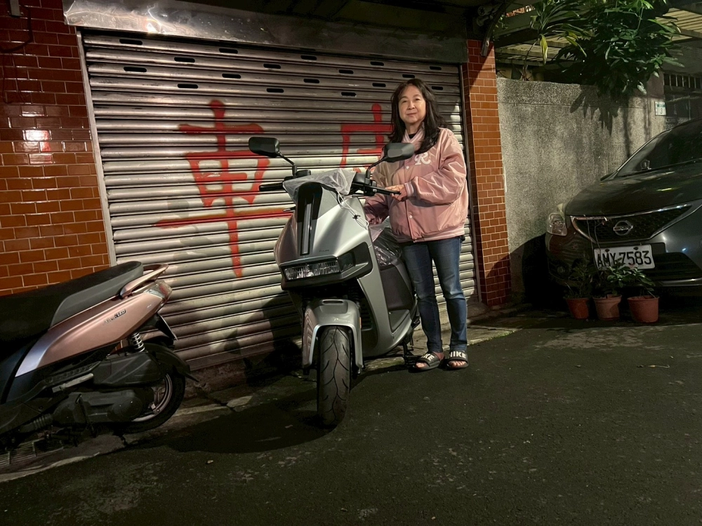 南北機車、重機託運