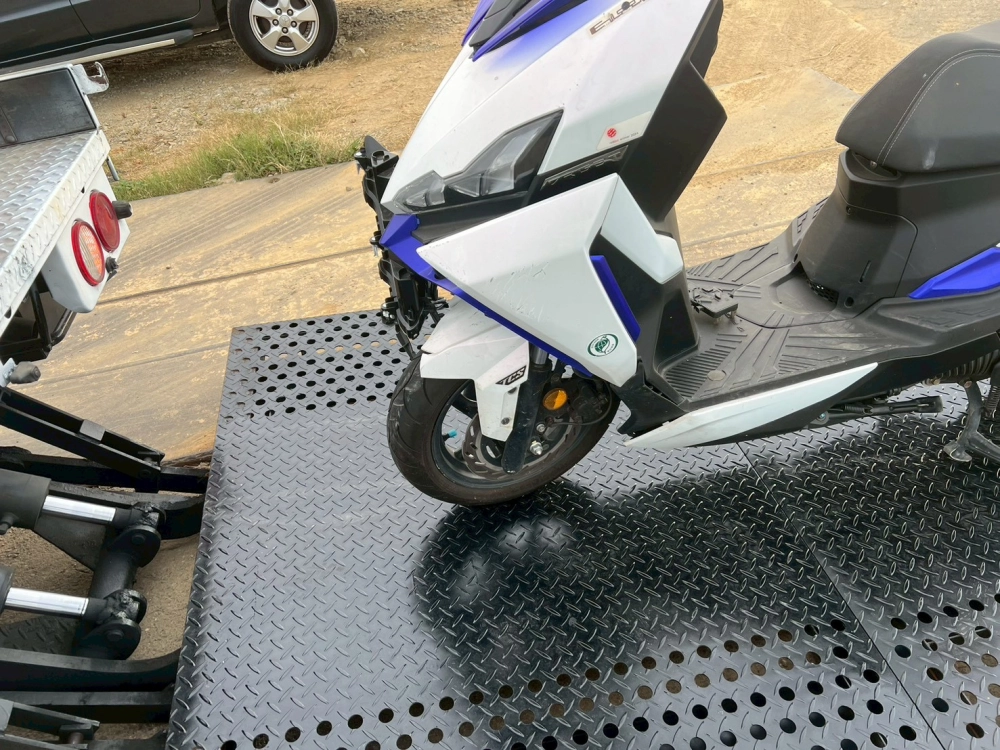 機車、重機道路救援
