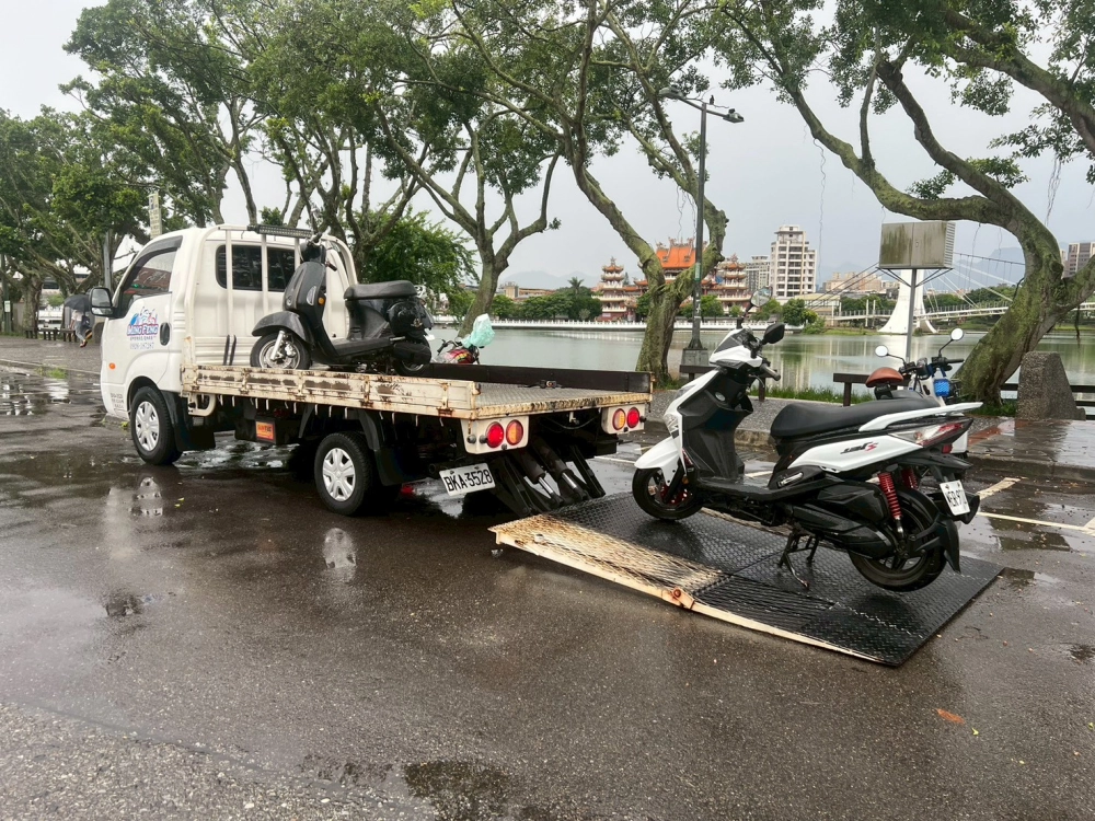 機車、重機道路救援