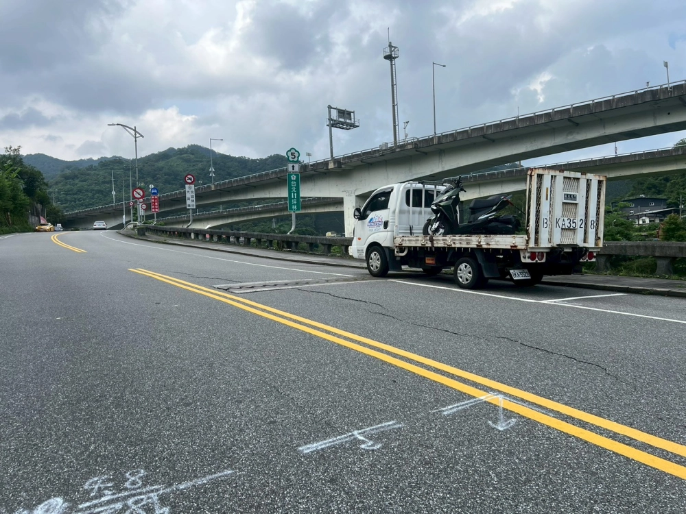 機車、重機道路救援