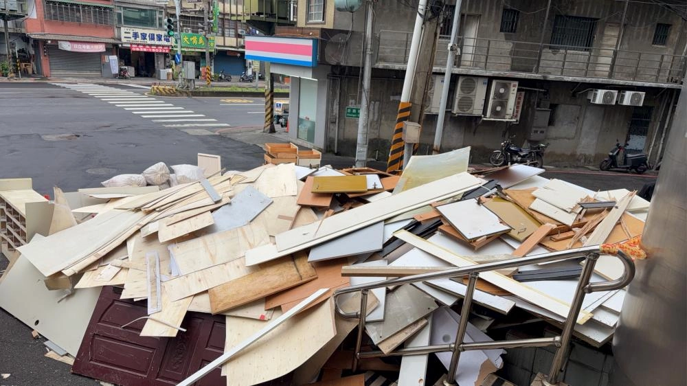 樹林銀行合作金庫 全室拆除 廢棄物清運｜桃園廢棄物清運｜中壢廢棄物清運｜八德廢棄物清運