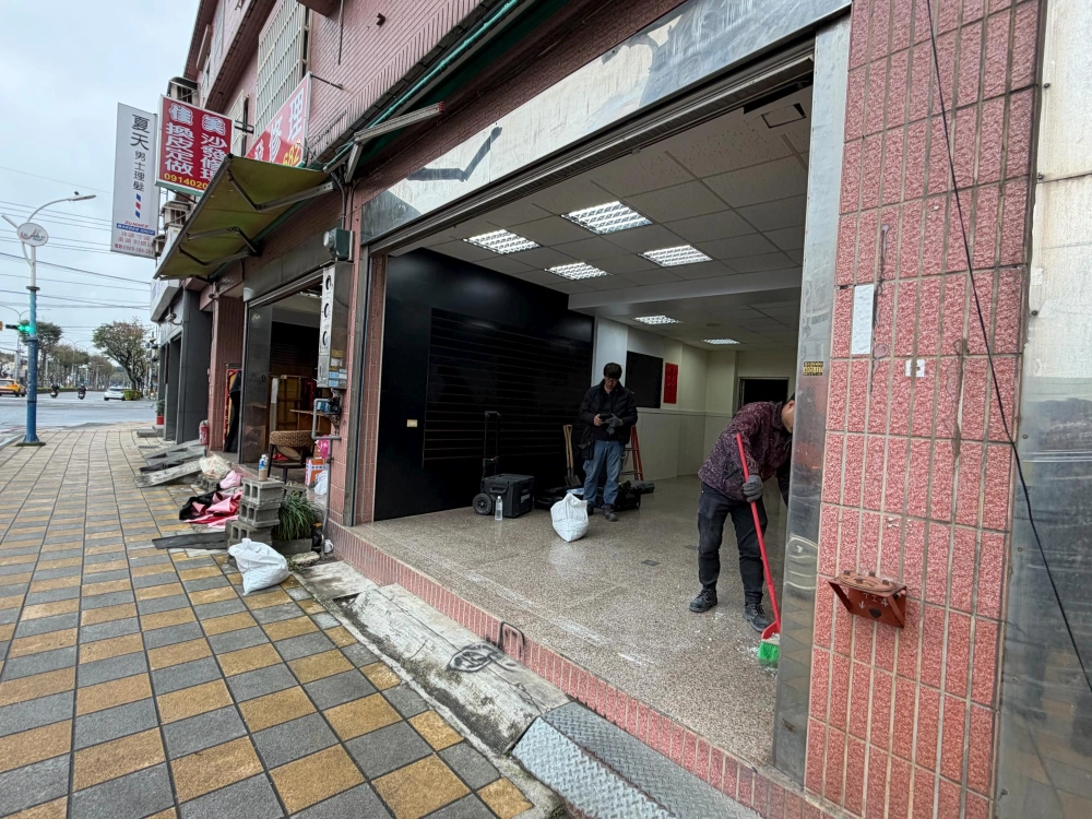 中壢鋁門窗拆除｜桃園房屋拆除 中壢房屋拆除