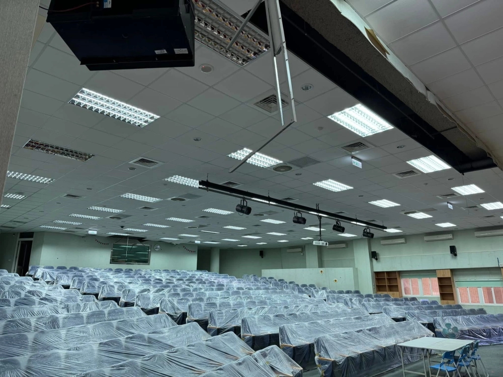 桃園平興國小｜施工難度較高｜梯子較難站立｜拆除難度高