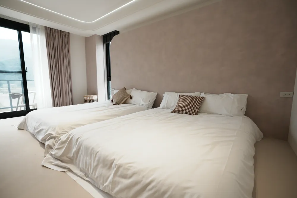 2-3 四人房（浴缸）