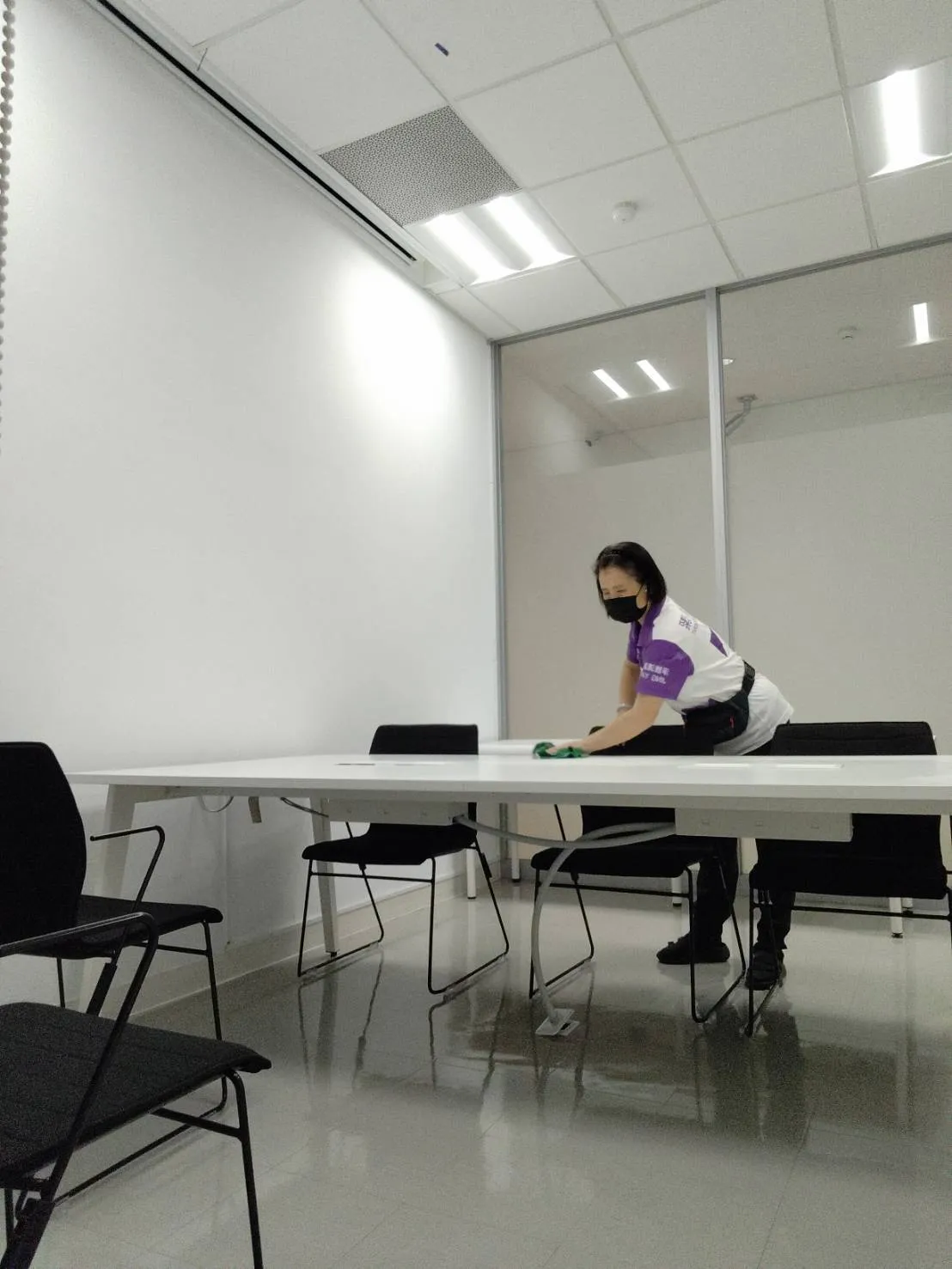 駐場清潔-醫院環境清潔｜高雄醫院駐場清潔｜高雄包月定期清潔