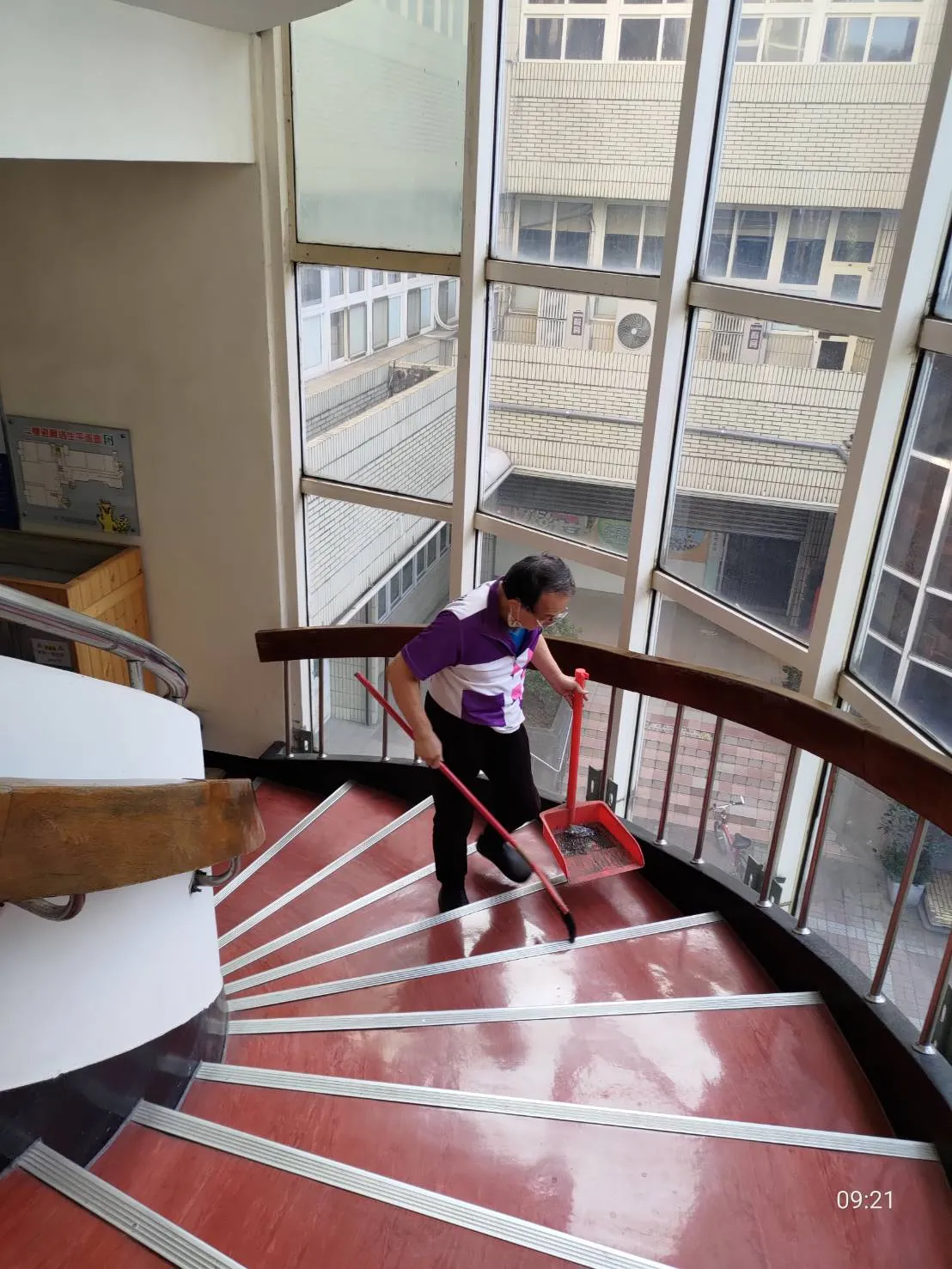 駐場清潔-醫院環境清潔｜高雄醫院駐場清潔｜高雄包月定期清潔