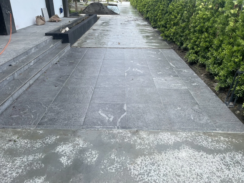 私宅｜卡拉拉白 吉奧尼灰