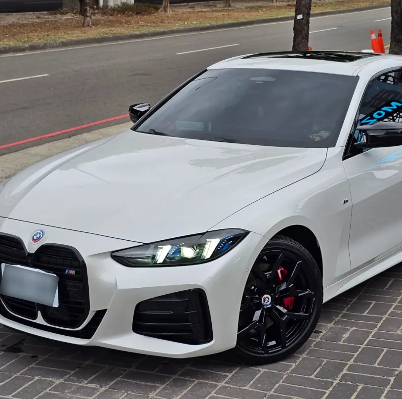 BMW M440i