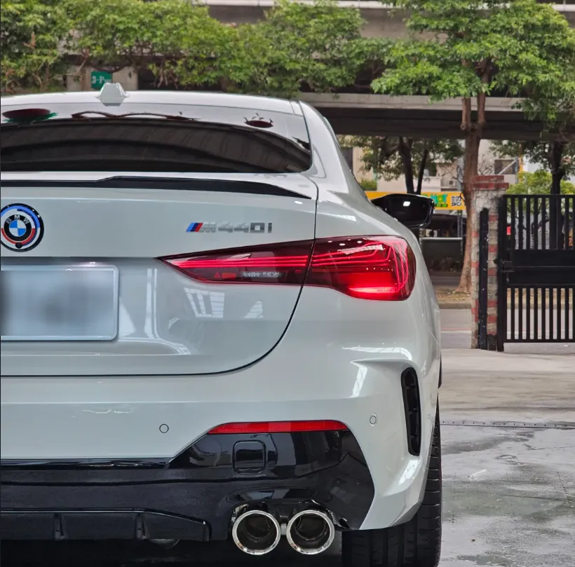 BMW M440i