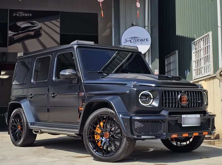 BRABUS G700