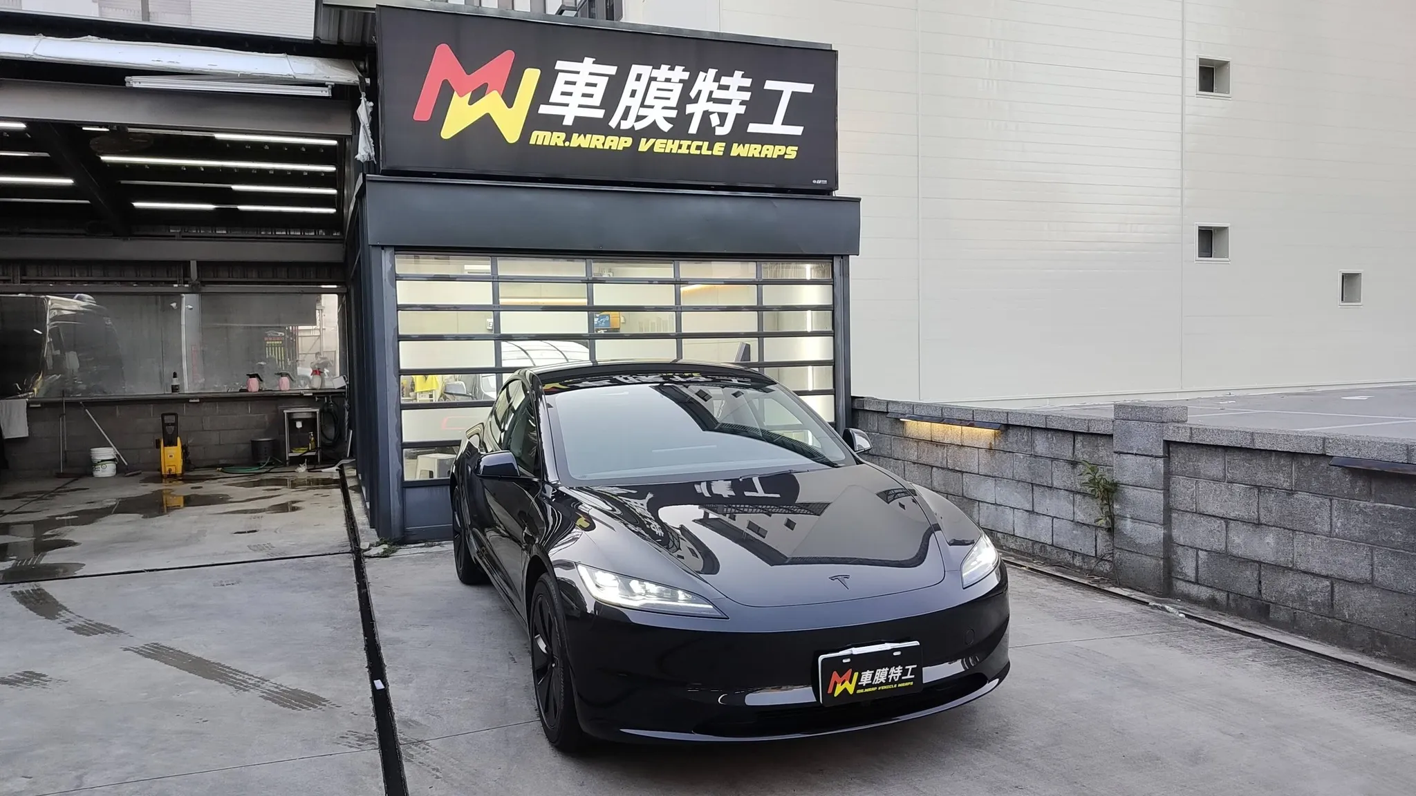 TESLA 煥新3 / LNPPF高透亮自體修復犀牛皮