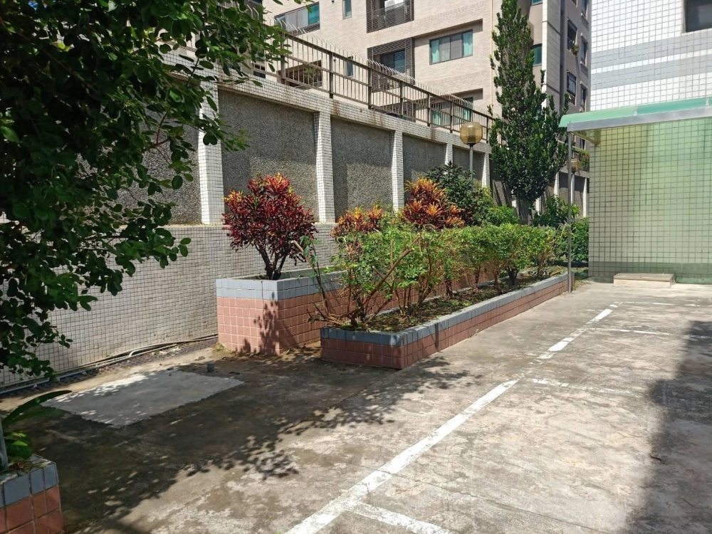 除草、綠籬修剪