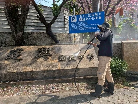 國中-學校 - 校門口