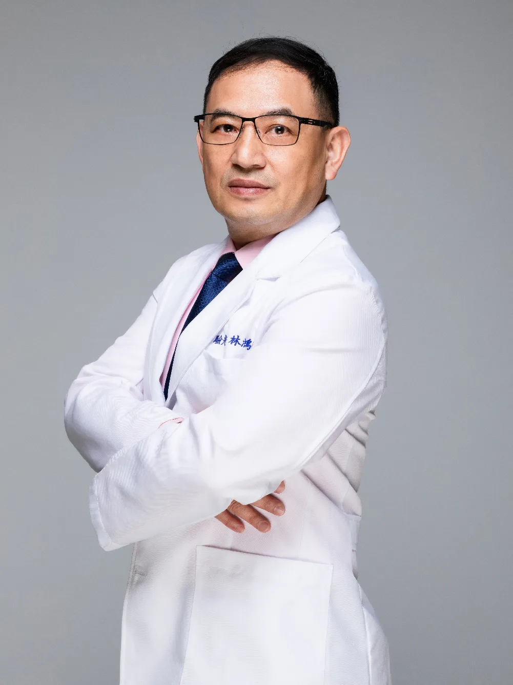 林鴻隆 驗光師