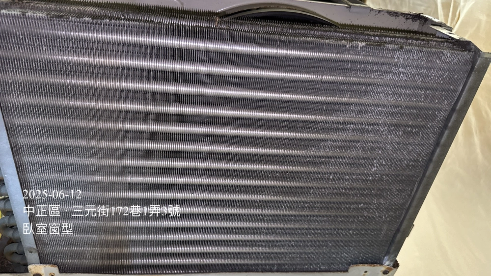 窗型冷氣清洗