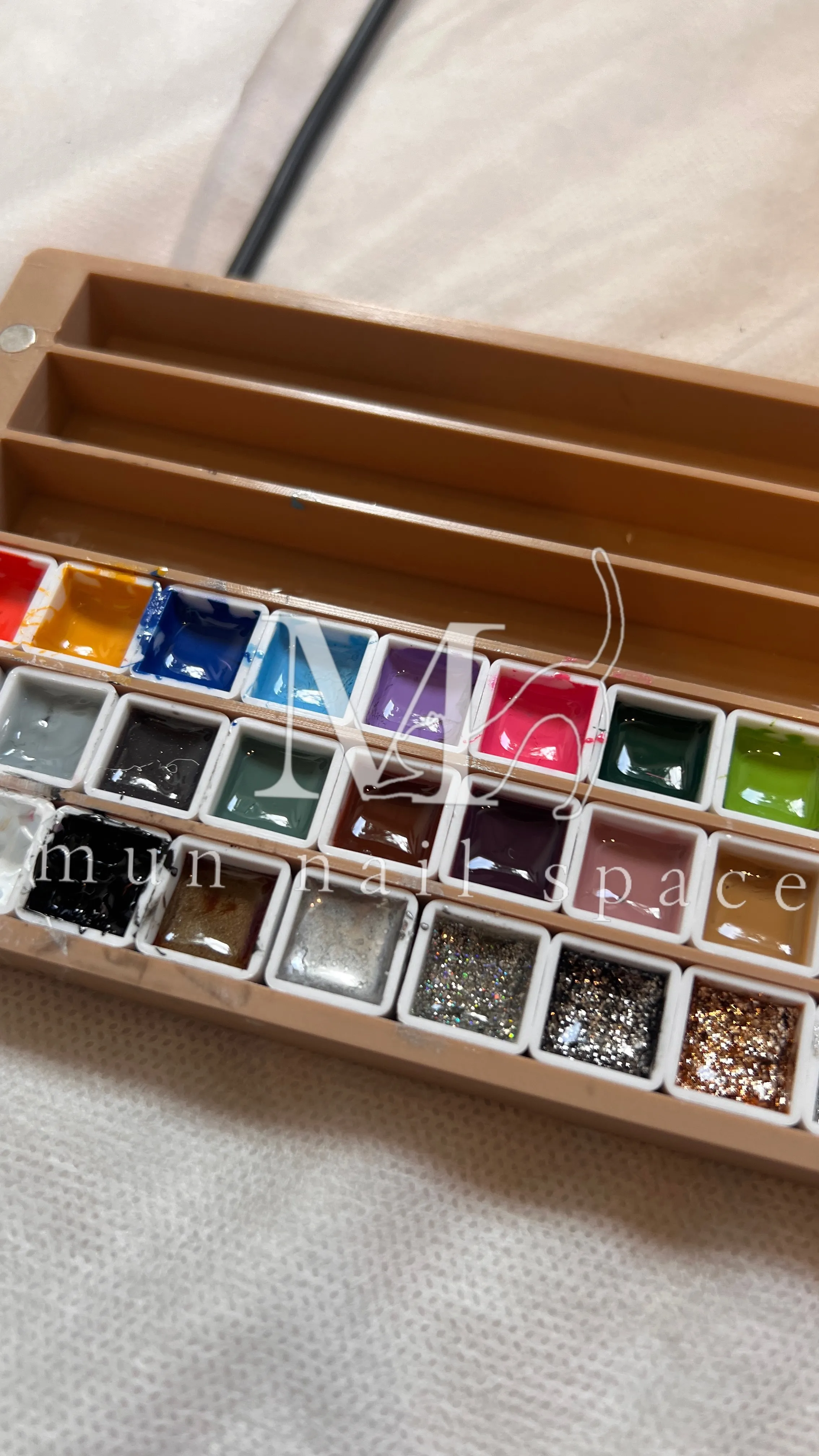 磁吸顏料飾品水鑽分裝盒