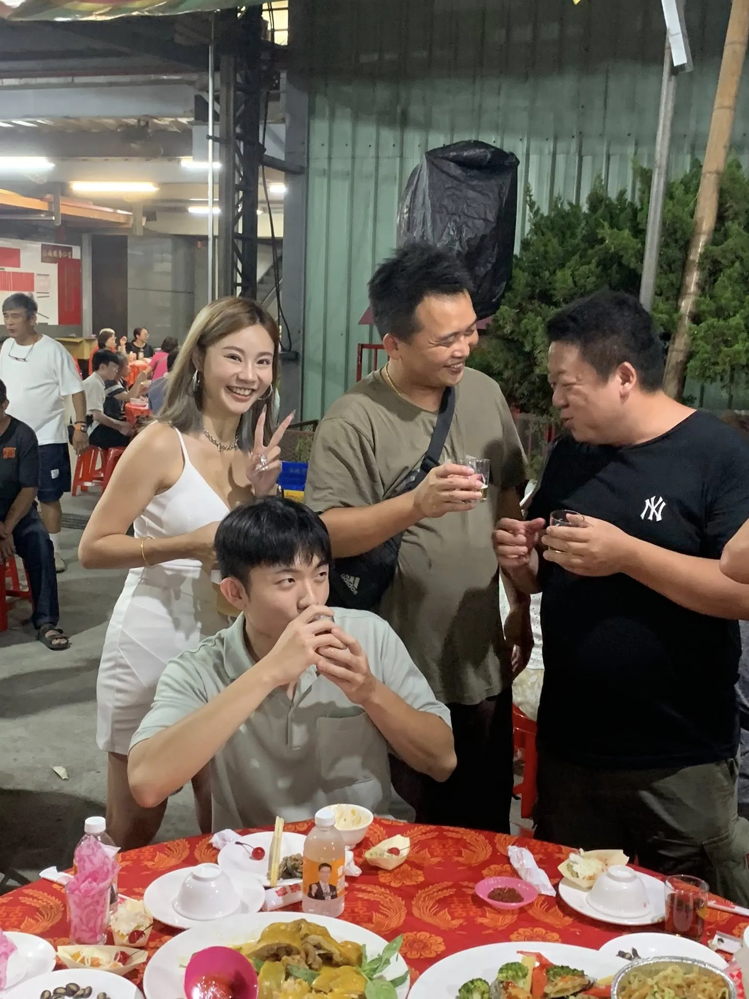 板橋参仁宮關聖帝君聖誕福宴啤酒車