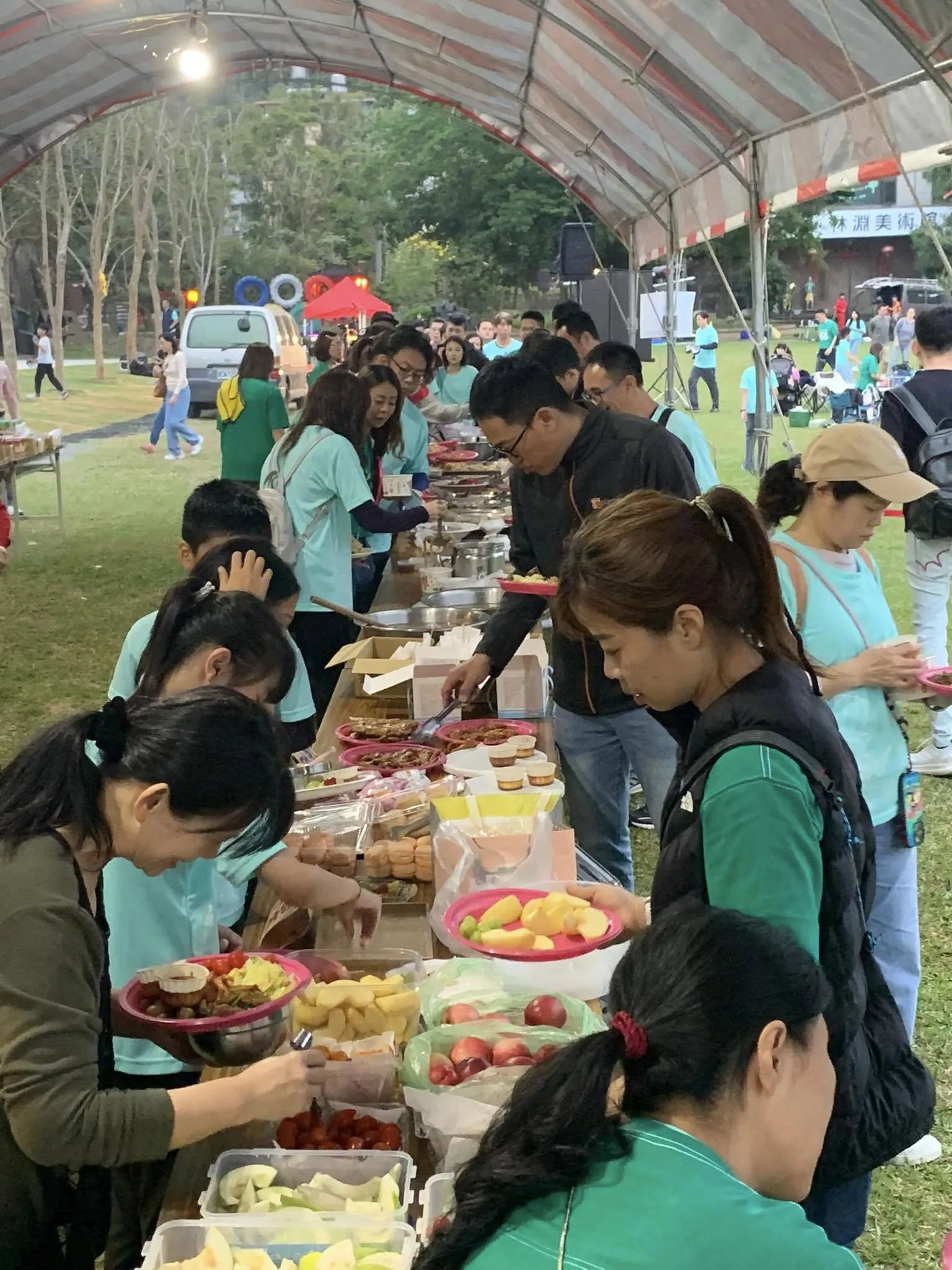 永春國小家長會家庭日牛耳藝術公園啤酒車服務