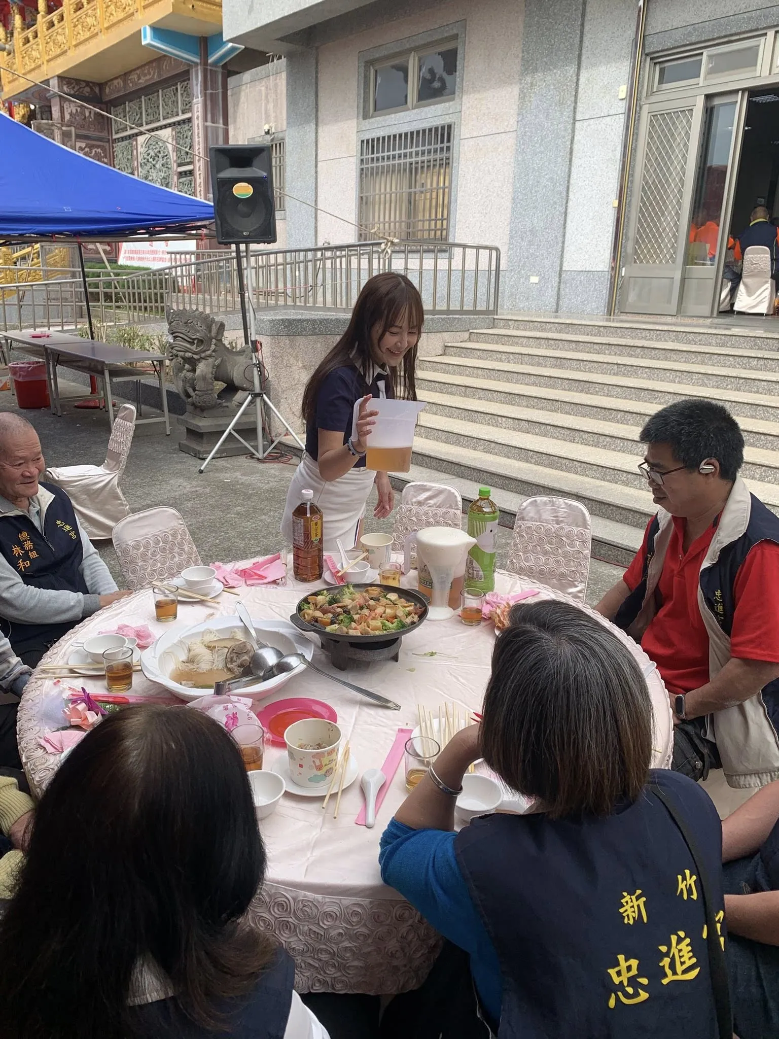 溪南中崙三元宮三官大帝慶典啤酒車