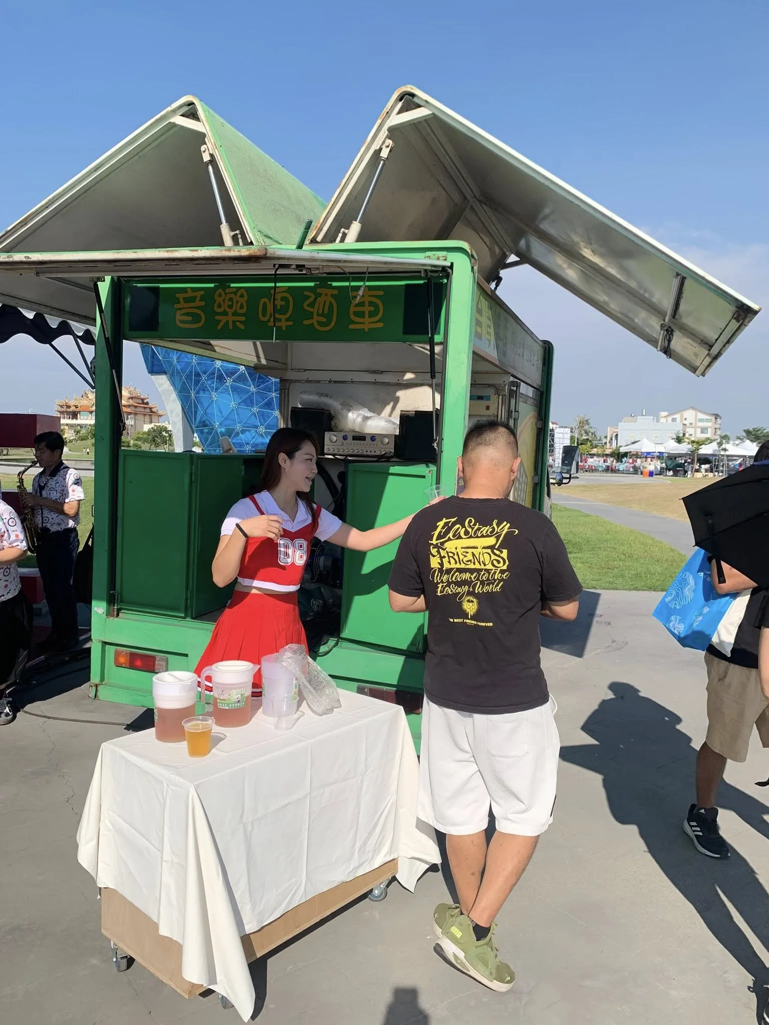 嘉義高跟鞋教堂活動啤酒車