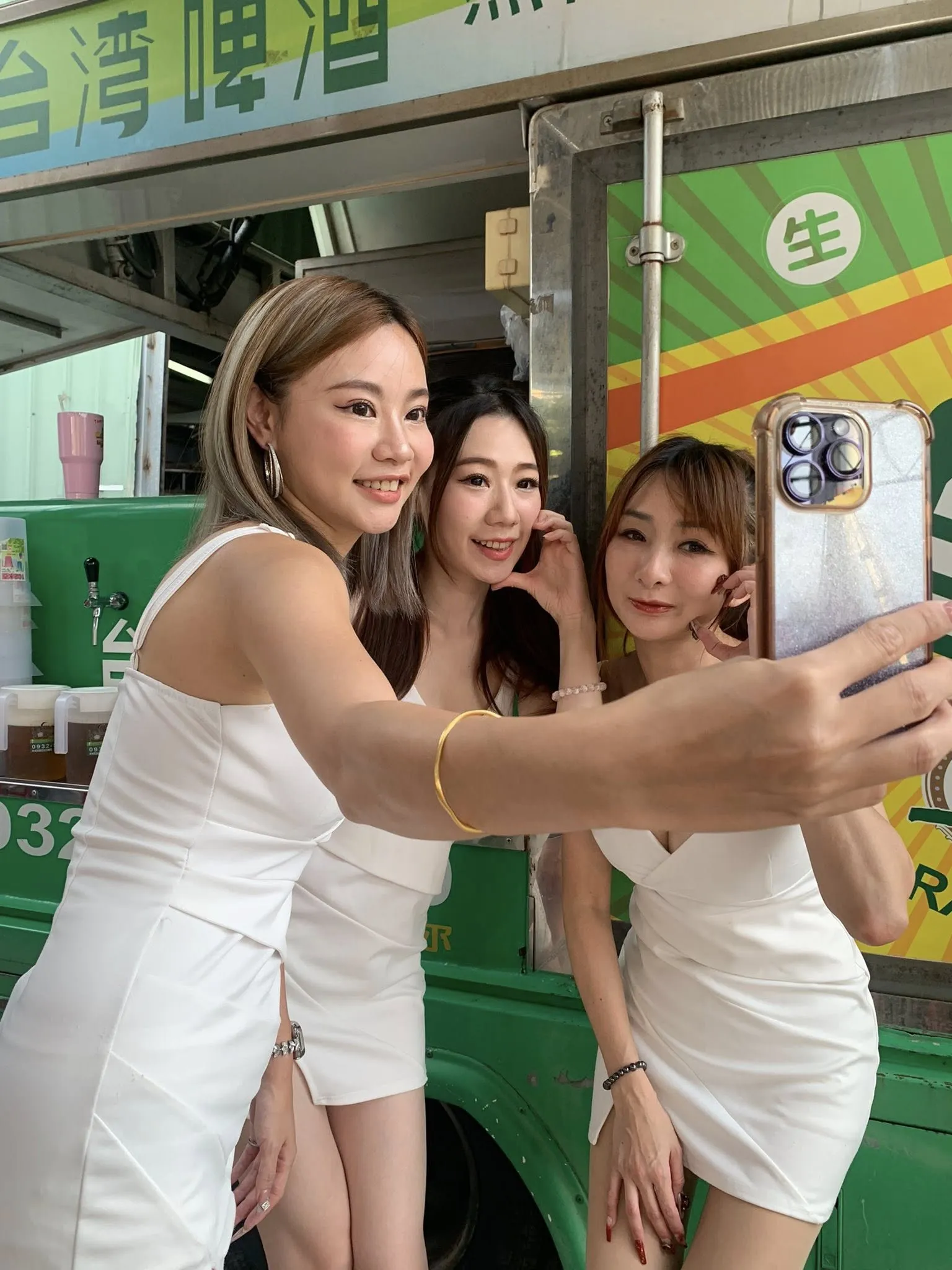 板橋参仁宮關聖帝君聖誕福宴啤酒車