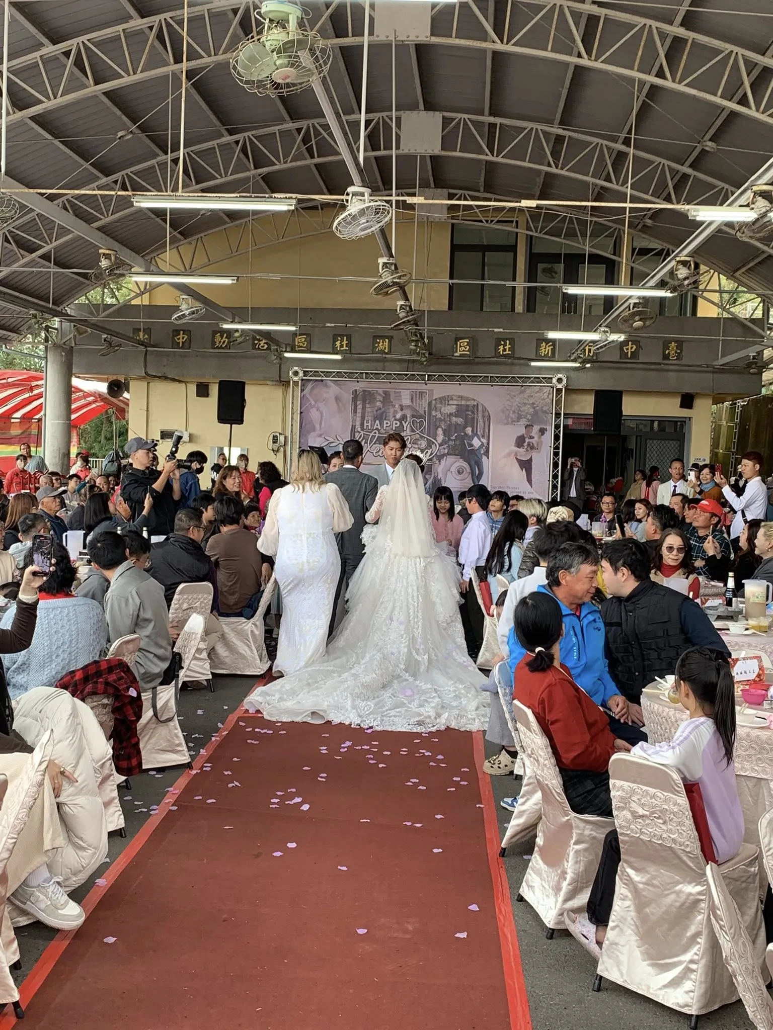 新社月湖社區活動中心婚宴啤酒車