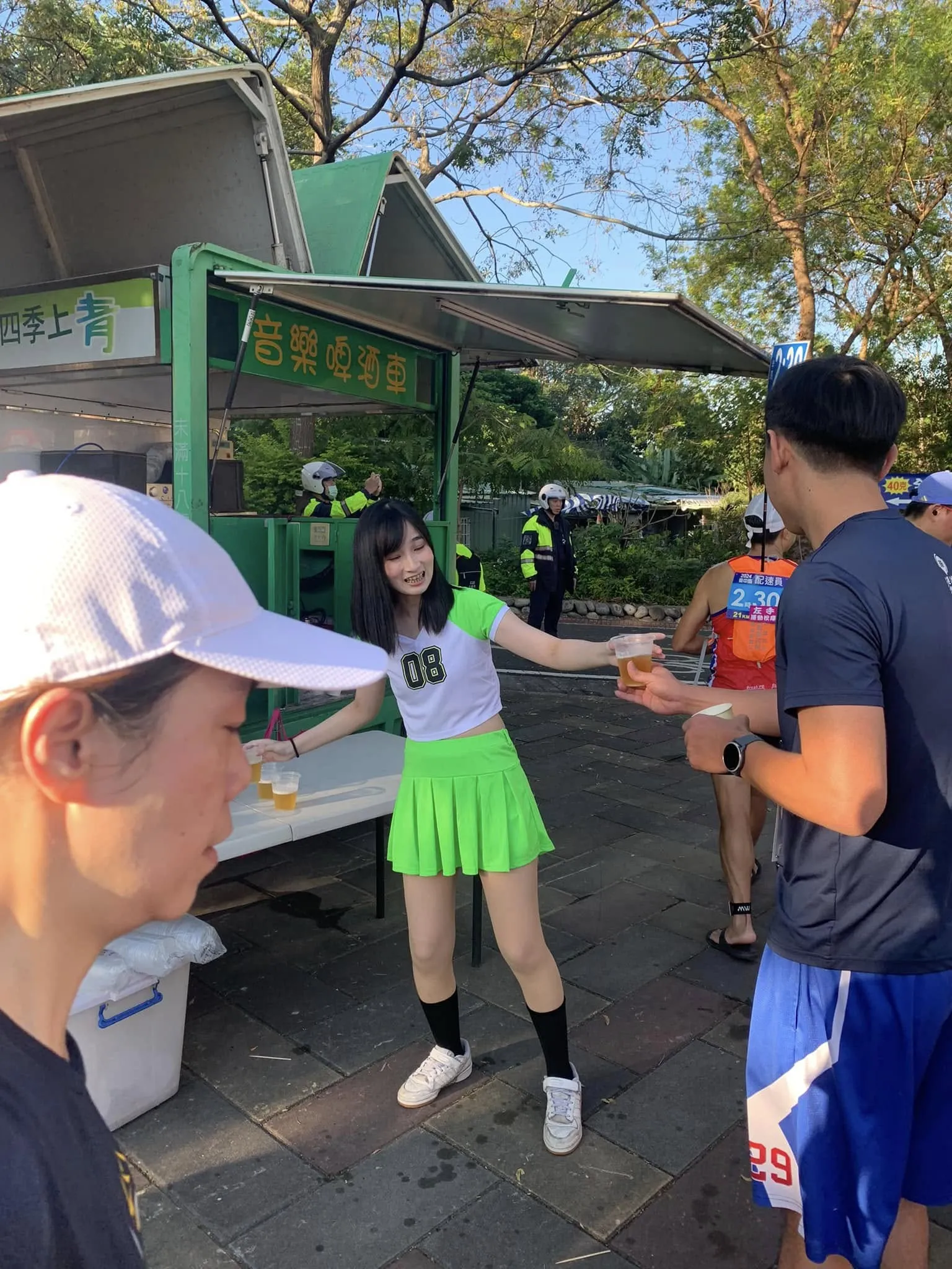 東豐自行車綠廊路跑活動啤酒車