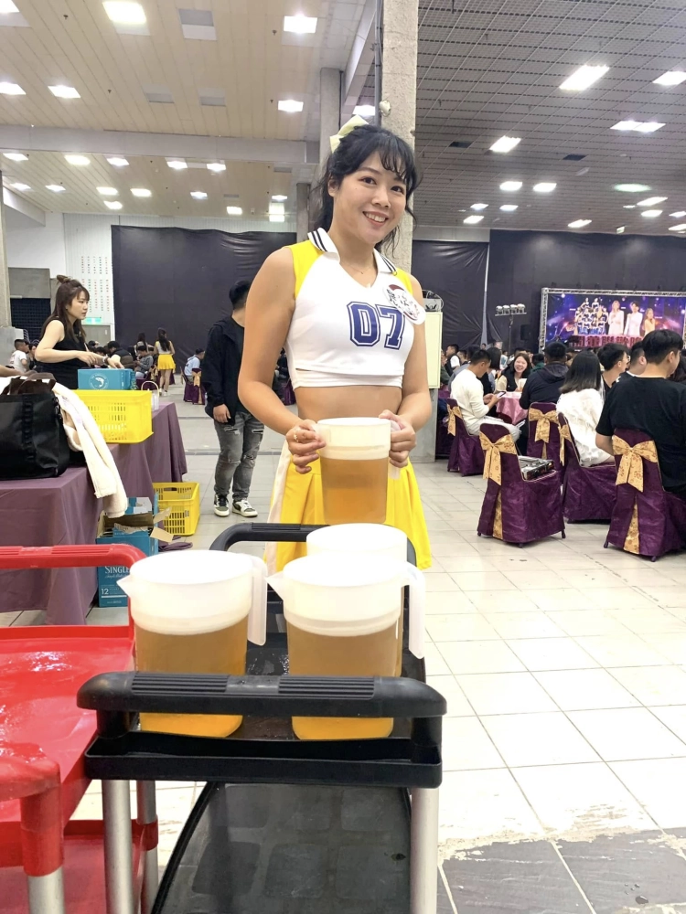 豐原 開葷聯歡晚會｜晚會啤酒車