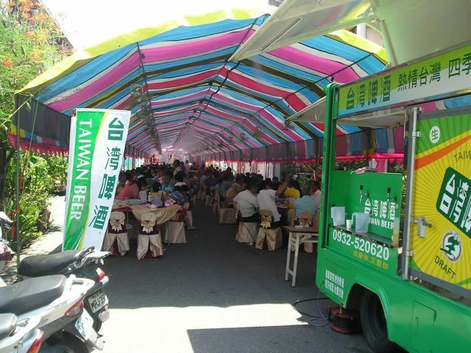 婚禮宴客啤酒車