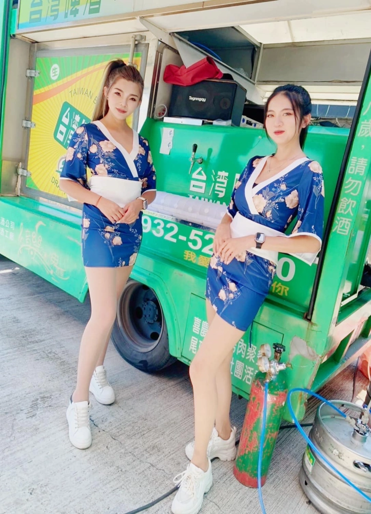 台灣佳能公司 烤肉聯誼活動餐會 社花園｜餐會啤酒車