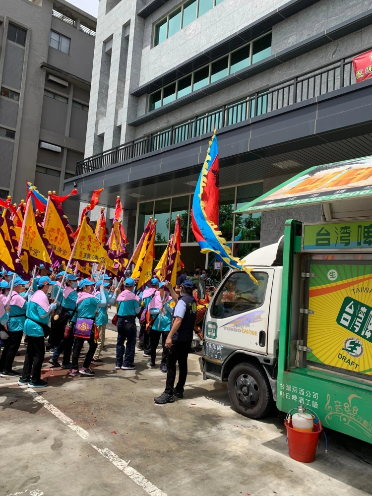 豐原鎮清宮 天上聖母 進香遶境活動｜行動啤酒車