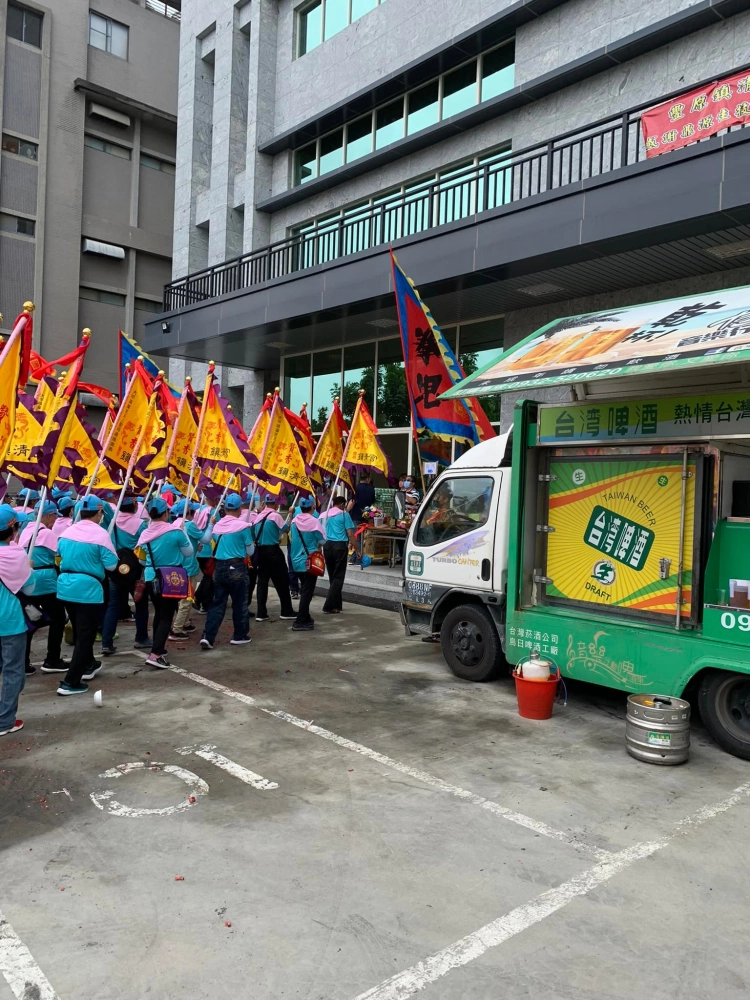 豐原鎮清宮 天上聖母 進香遶境活動｜行動啤酒車