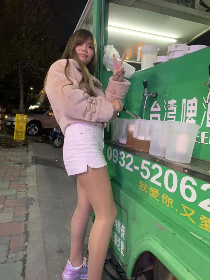 脂板前企業碧鋭特車體美容 春酒聯歡晚會｜春酒啤酒車