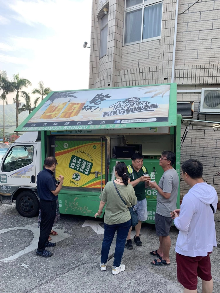 新海瓦斯 中秋親子活動  河灣渡假村｜節慶啤酒車