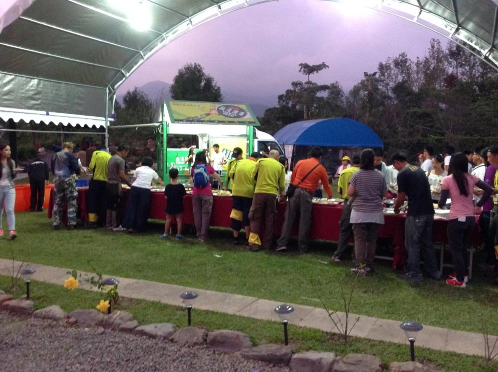 婚禮宴客啤酒車