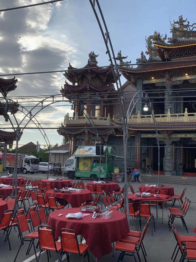 苑裡紘騰龍獅團 十週年慶｜平安晚宴啤酒車