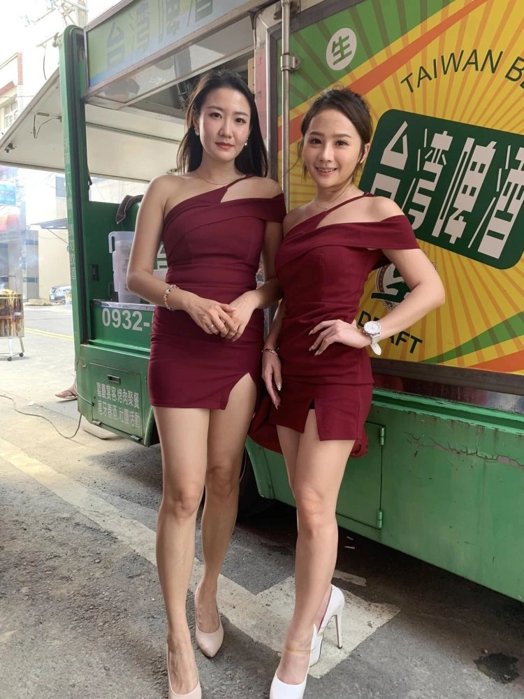 慕妮兒生物科技有限公司 喬遷開慕｜喜宴啤酒車