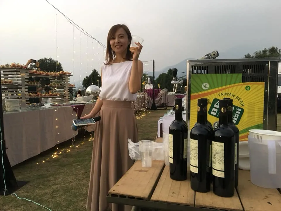 虎嘯山莊 歐式浪漫婚宴｜婚宴啤酒車