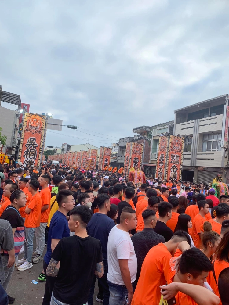 台中忠福堂豐原金虎爺 西螺媽祖遶境進香活動｜遶境啤酒車