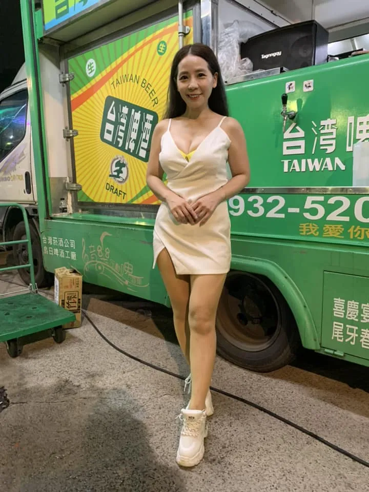 東野精機股份有限公司 中秋音樂啤酒烤肉趴｜烤肉啤酒車