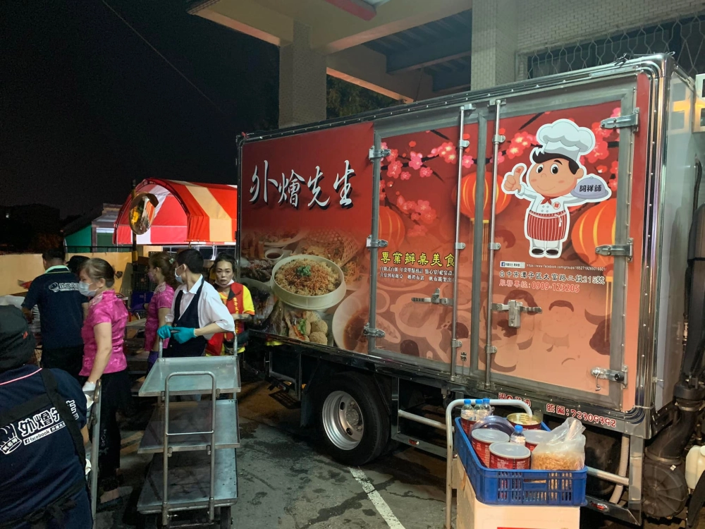 潭子 天虚宮 蘇府王爺 聖誕慶典｜慶典啤酒車