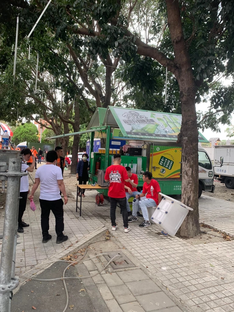 台中忠福堂豐原金虎爺 西螺媽祖遶境進香活動｜遶境啤酒車