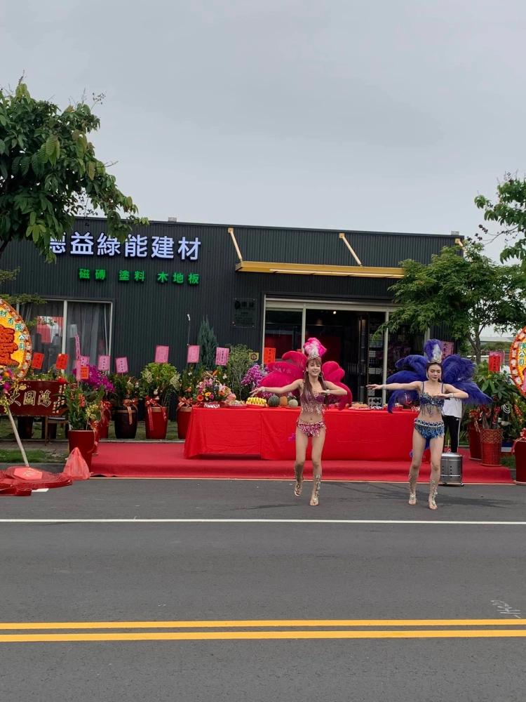 德益綠能建材有限公司 開幕典禮活動｜開幕啤酒車