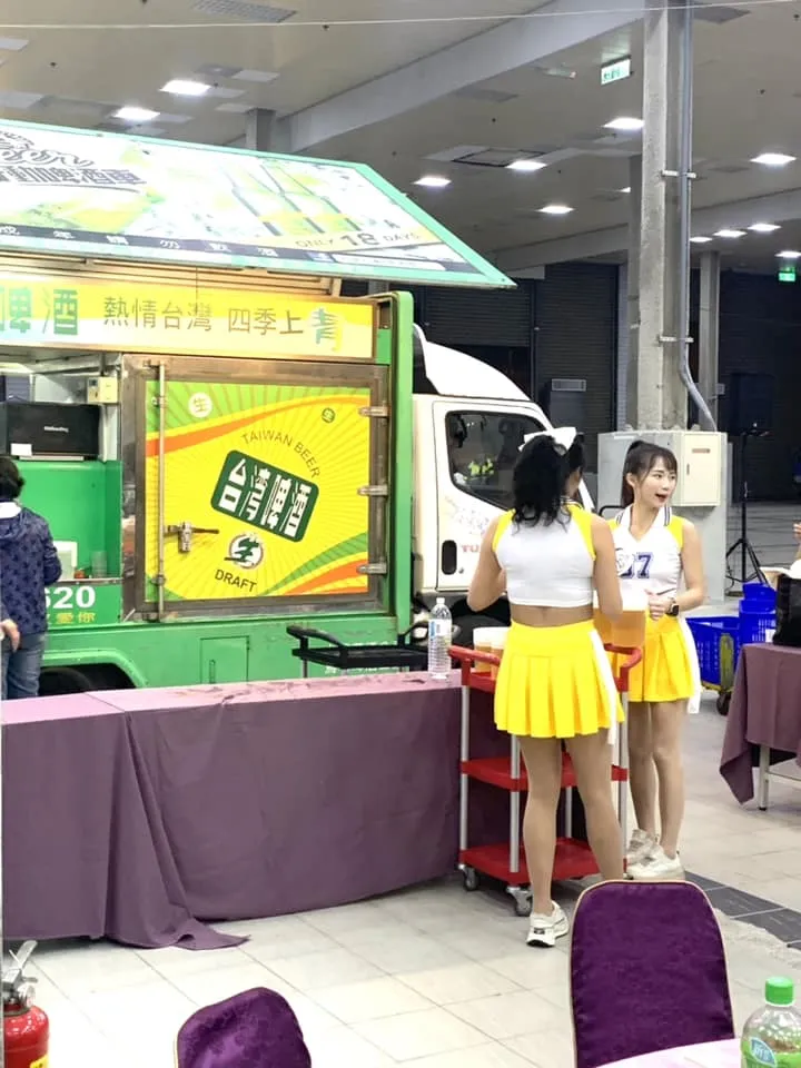 豐原 開葷聯歡晚會｜晚會啤酒車