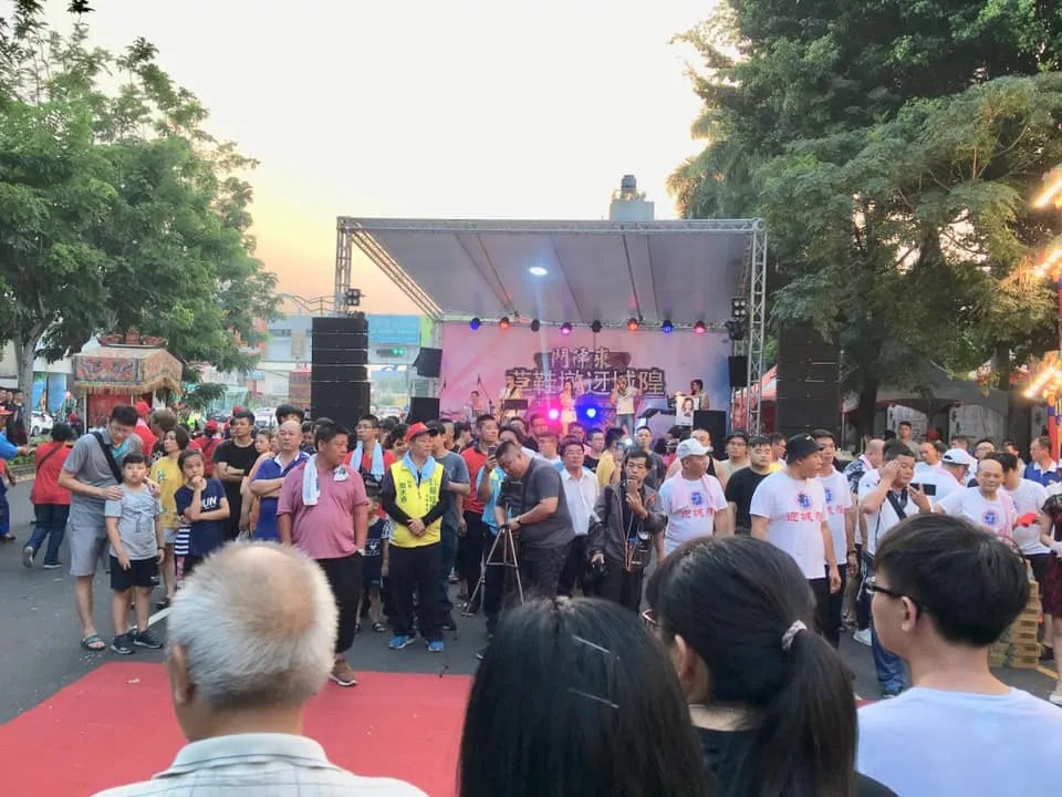 草鞋墩迎城隍｜廟會啤酒車